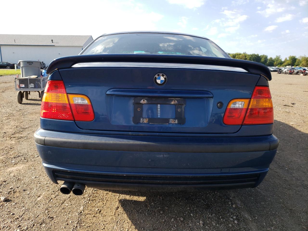 2002 BMW 330 I VIN: WBAEV534X2KM01742 Lot: 70522834