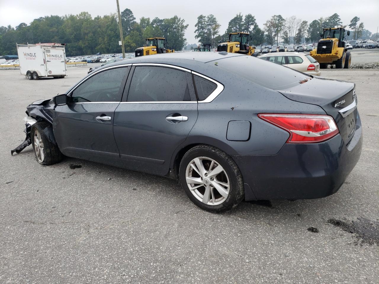 2013 Nissan Altima - Image 2