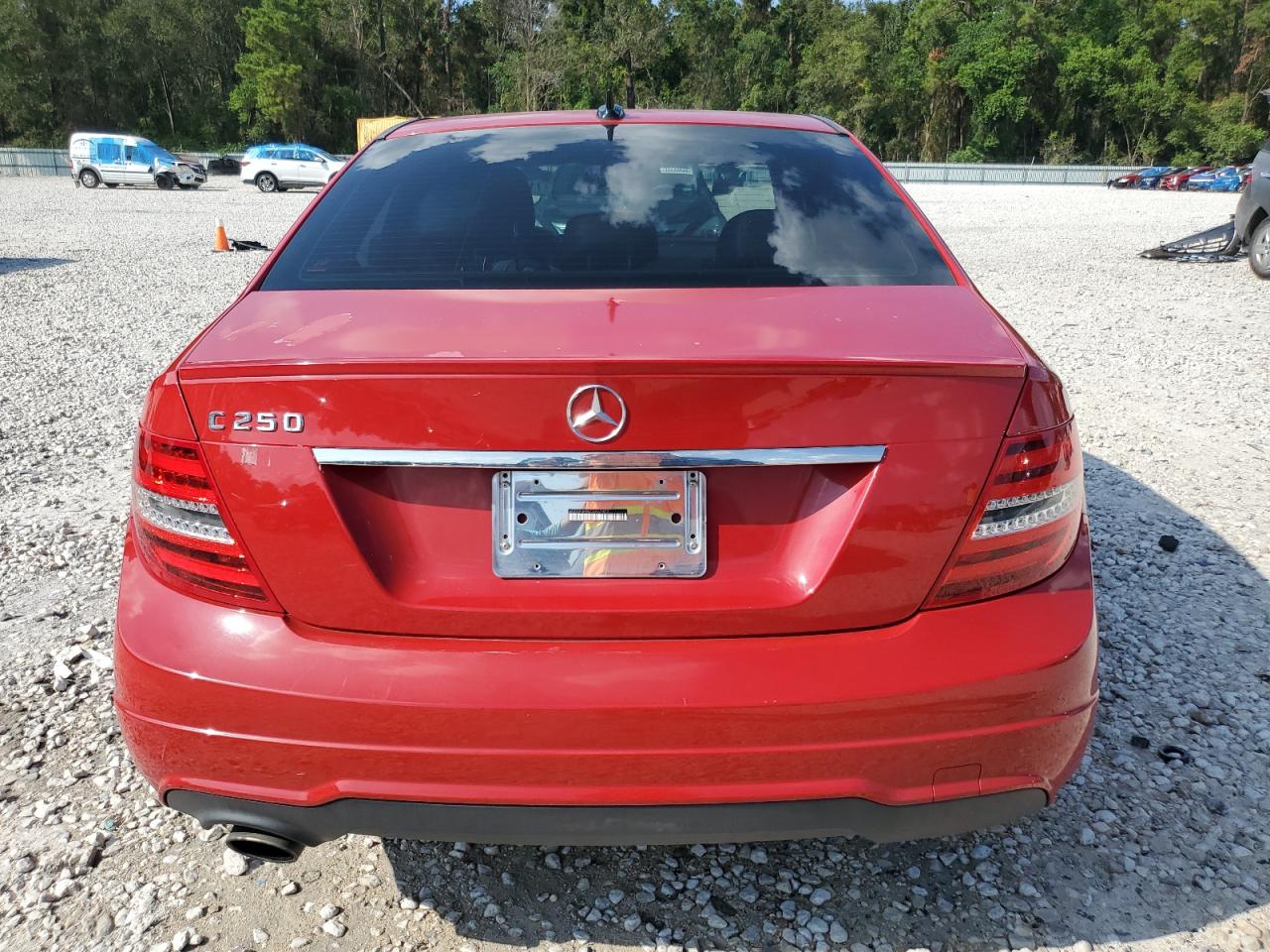 2012 Mercedes-Benz C 250 VIN: WDDGF4HB4CA637472 Lot: 71404094