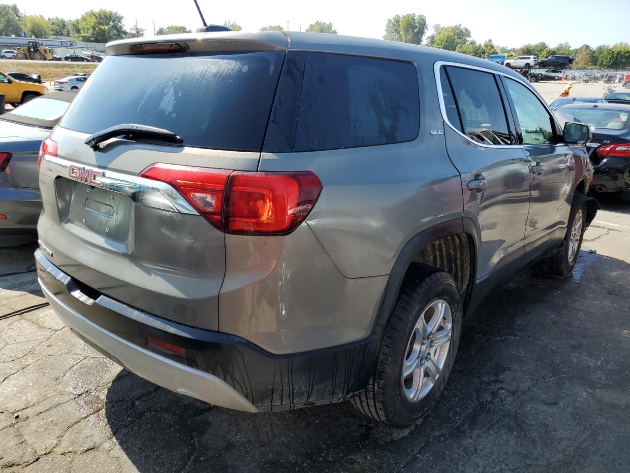 2019 GMC Acadia - Image 3