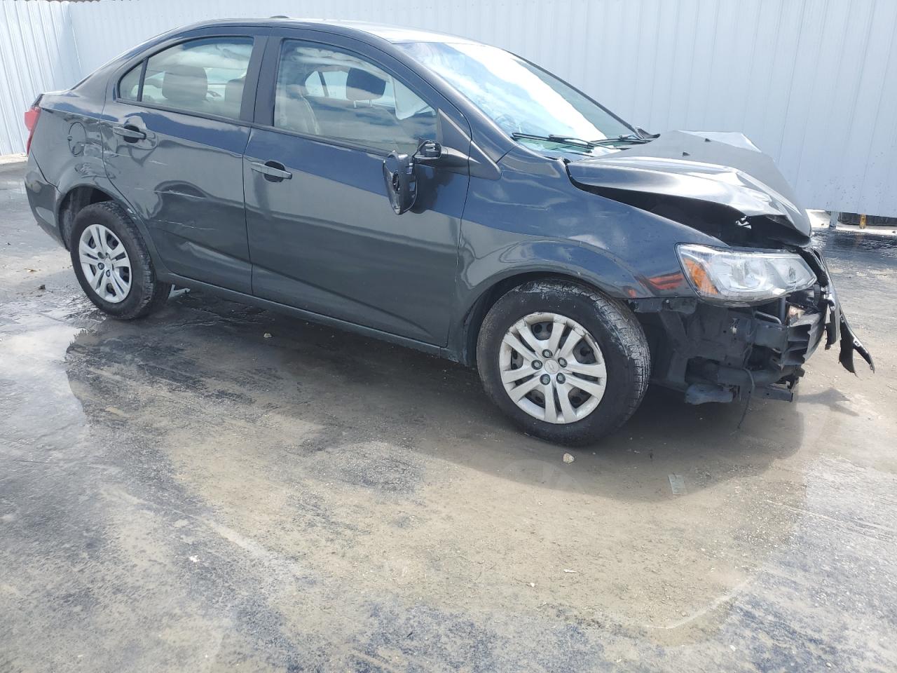 VIN 1G1JB5SB2L4142852 2020 CHEVROLET SONIC no.4