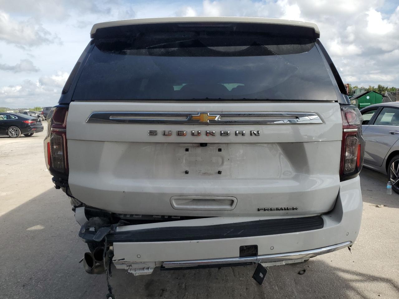 1GNSKFKD5PR253429 2023 Chevrolet Suburban K1500 Premier