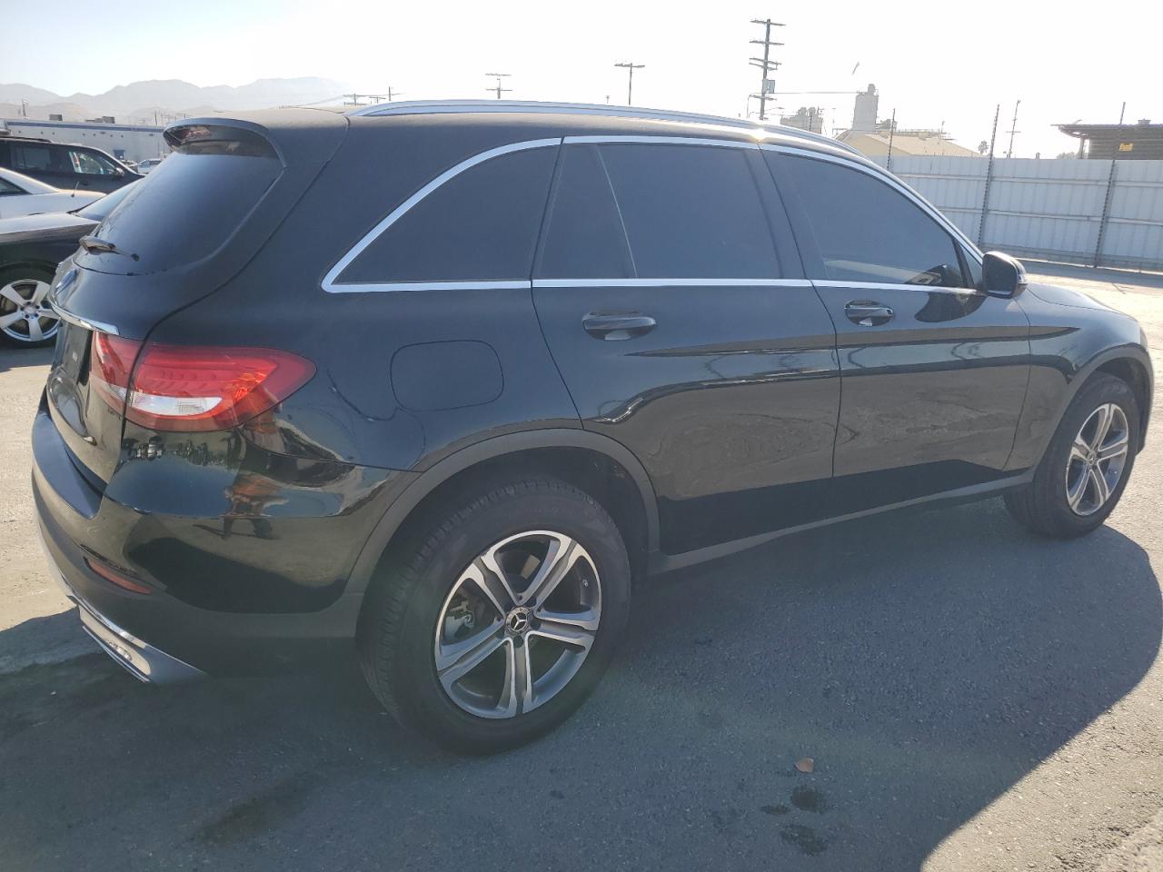 Фото: WDC0G4JB8JV021440 - 3