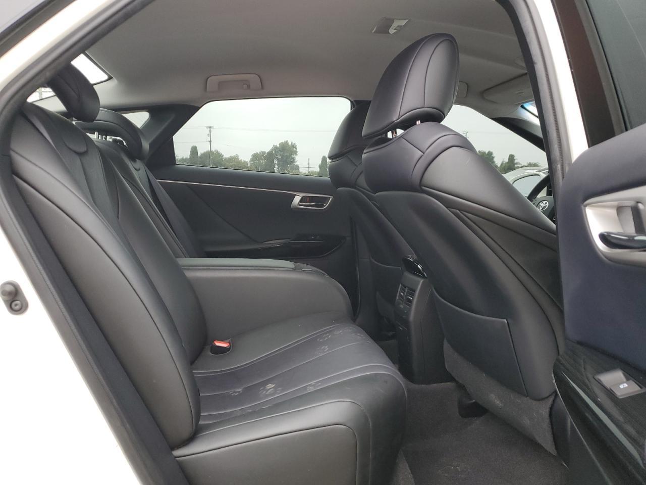 2018 Toyota Mirai VIN: JTDBVRBD6JA004807 Lot: 69344264