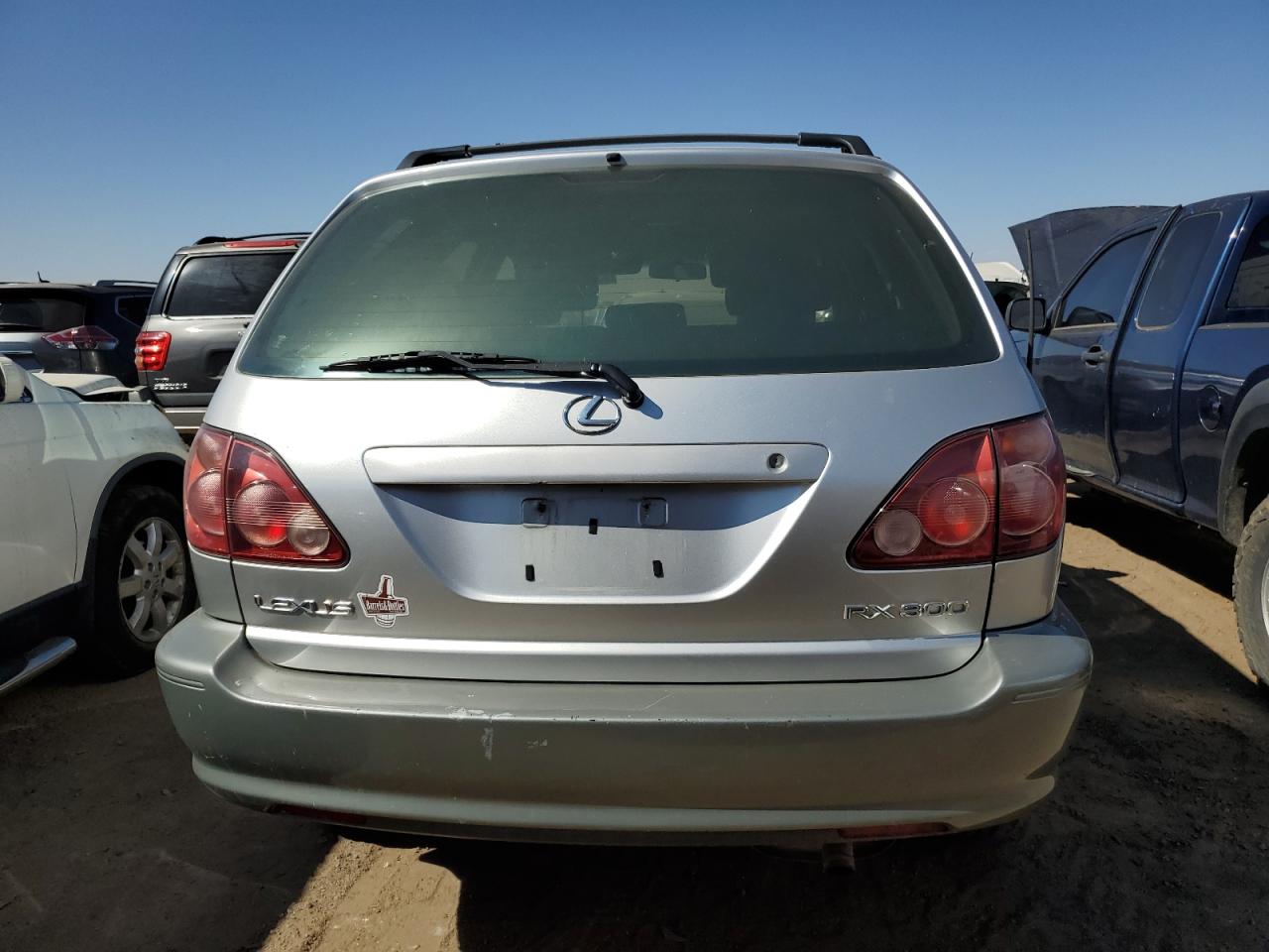 1999 Lexus Rx 300 VIN: JT6HF10U8X0028818 Lot: 73561494