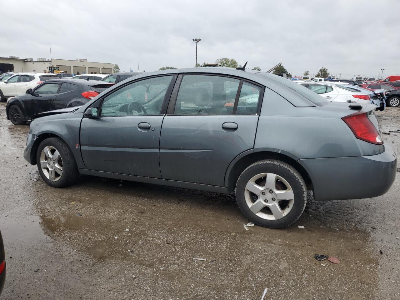 2006 Saturn ION - Image 2