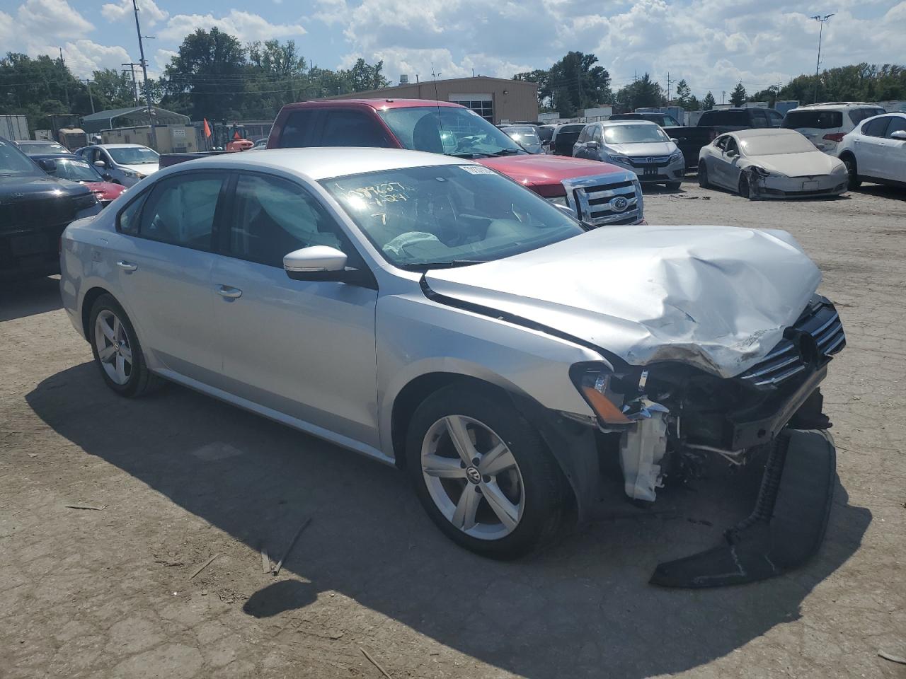 2014 Volkswagen Passat - Image 4