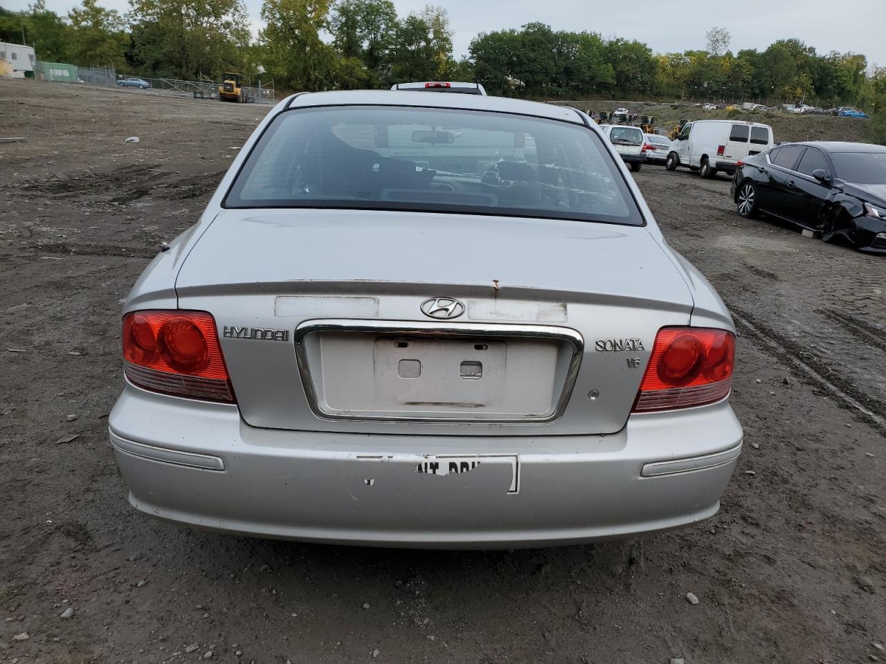 KMHWF35H34A982062 2004 Hyundai Sonata Gls