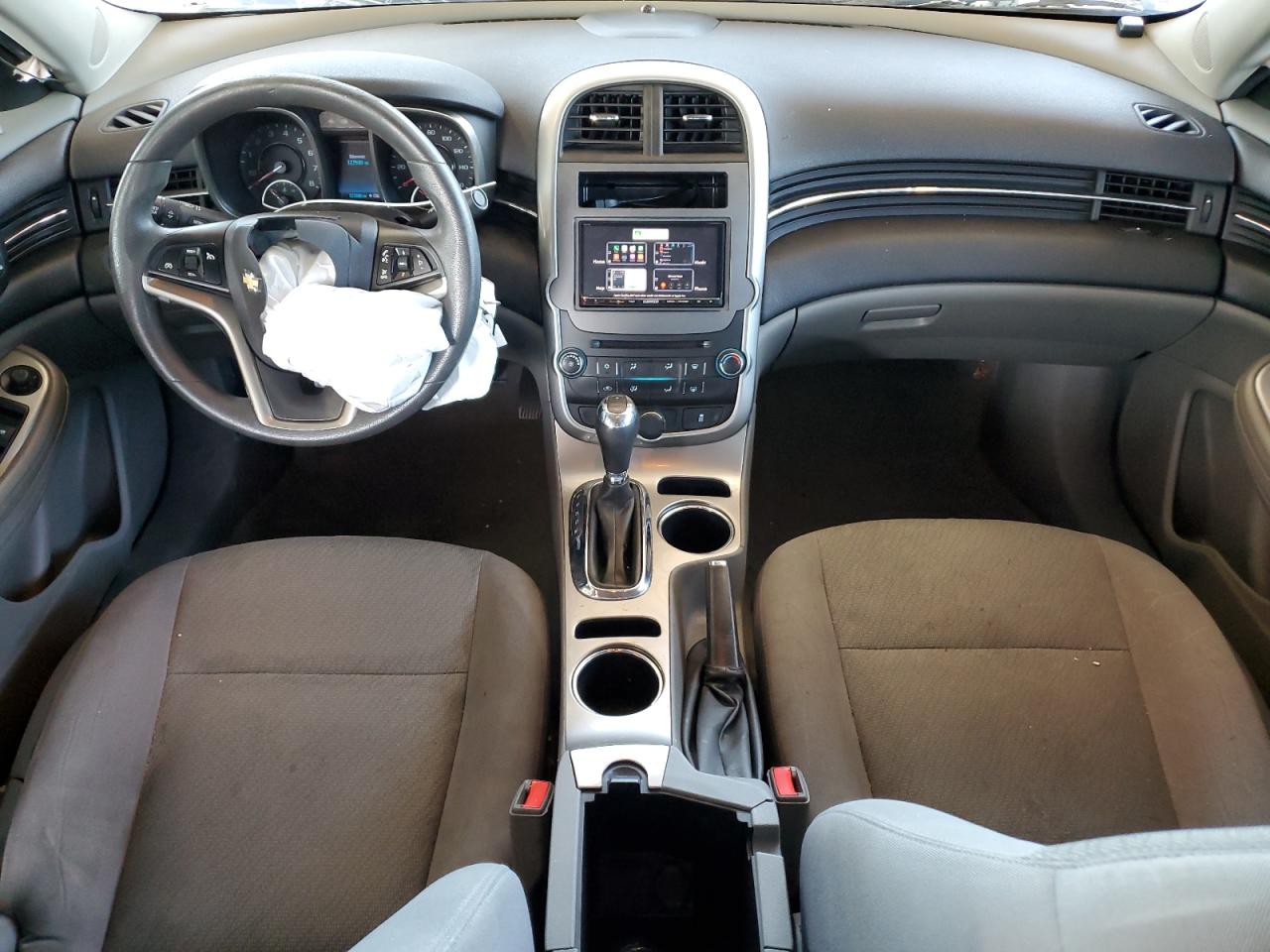 2016 Chevrolet Malibu - Image 8