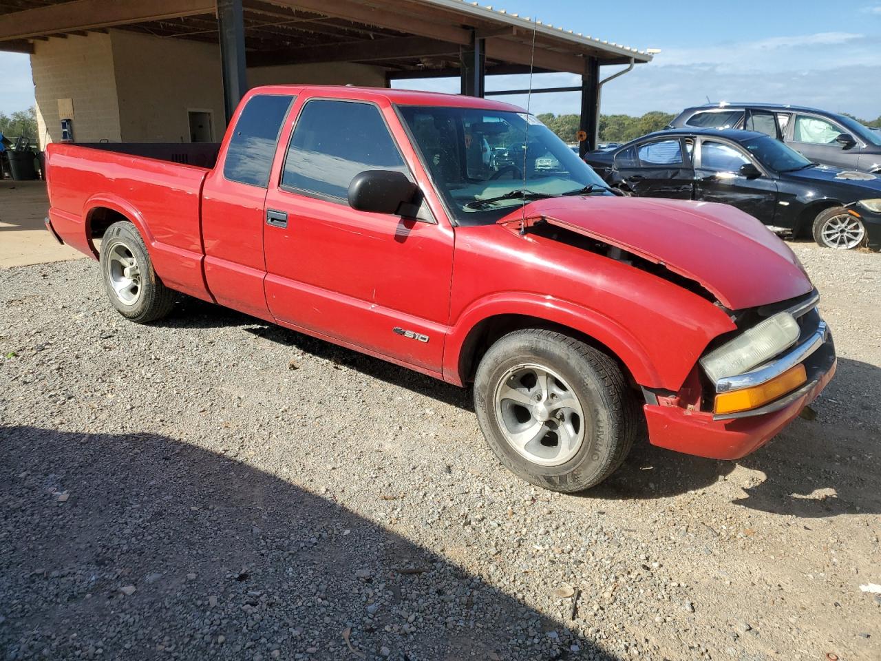 2003 Chevrolet S-10 Pickup - Image 4