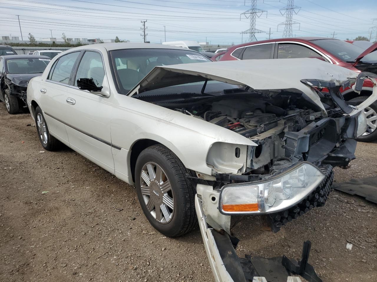 1LNHM83W24Y629932 2004 Lincoln Town Car Ultimate