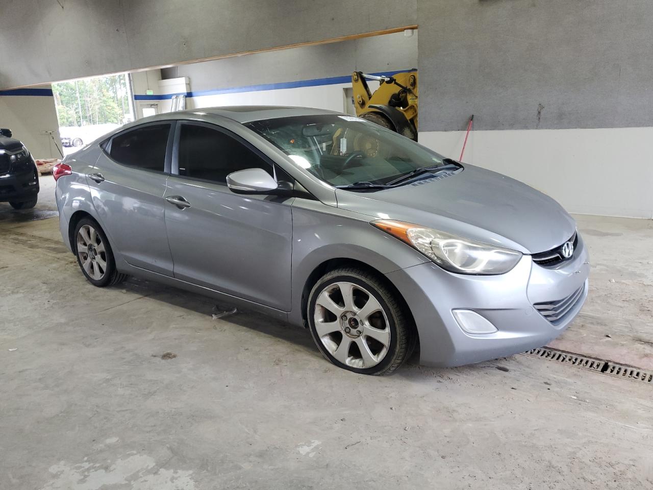 2013 Hyundai Elantra - Image 4