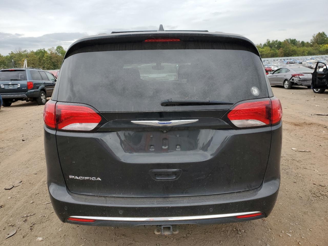 2018 Chrysler Pacifica Touring L Plus VIN: 2C4RC1EG7JR317341 Lot: 72695324