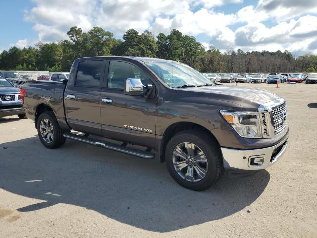  NISSAN TITAN 2019 Коричневый