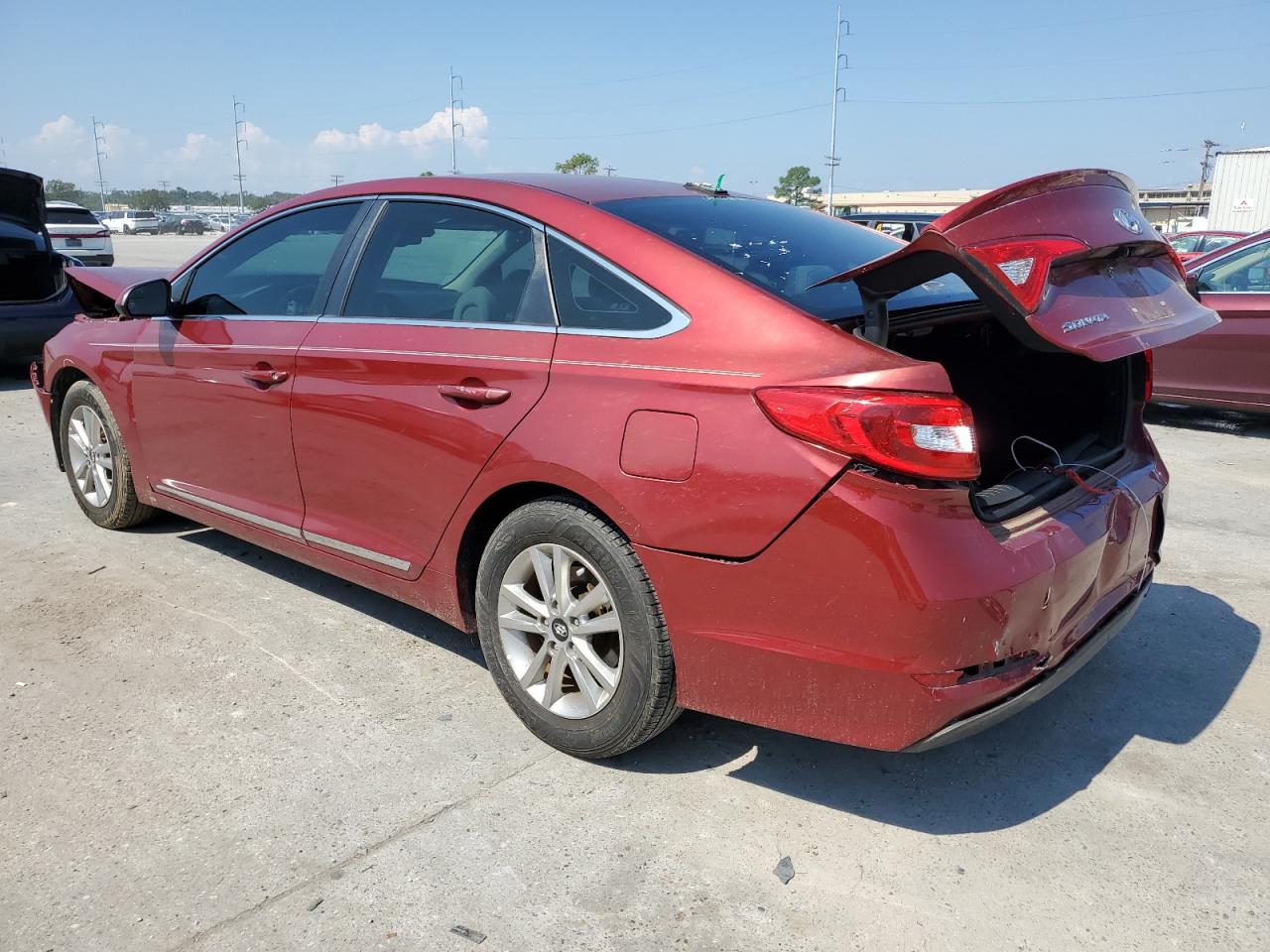 5NPE24AF8GH332226 2016 HYUNDAI SONATA - Image 2