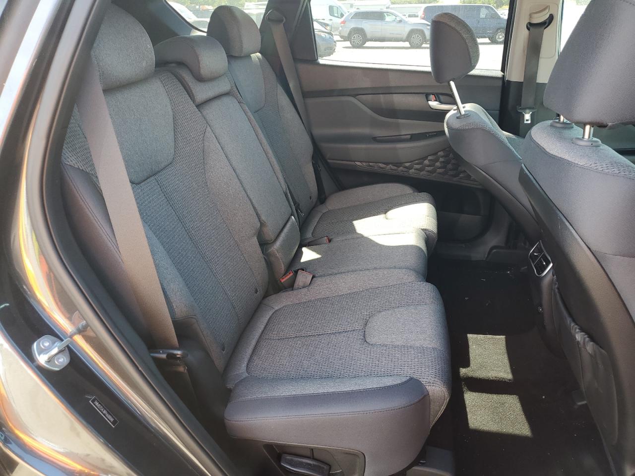 2023 Hyundai Santa Fe - Image 11