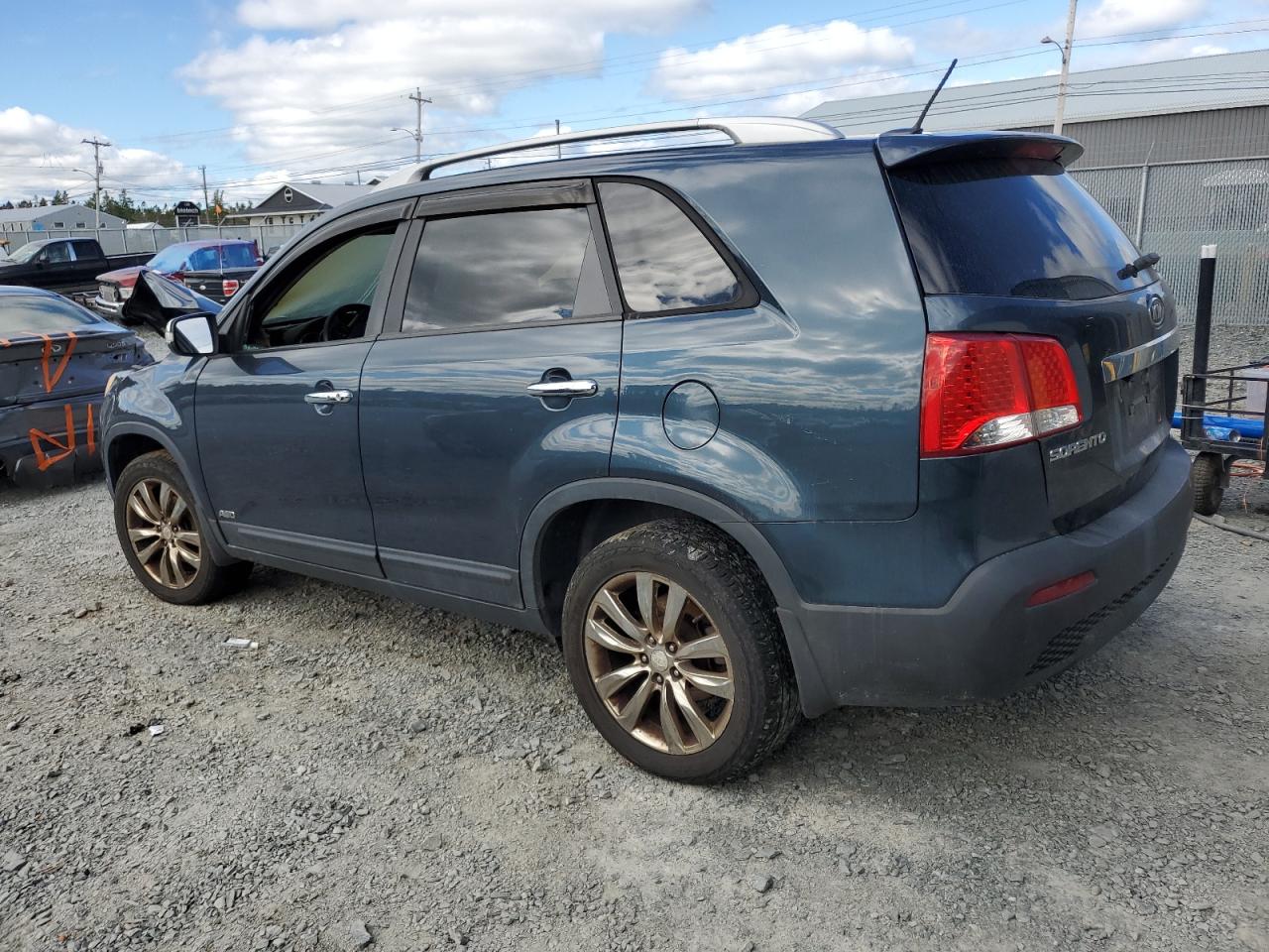 Auction sale of the 2011 KIA SORENTO , vin: 5XYKUDA2XBG027126, lot number: 72651944