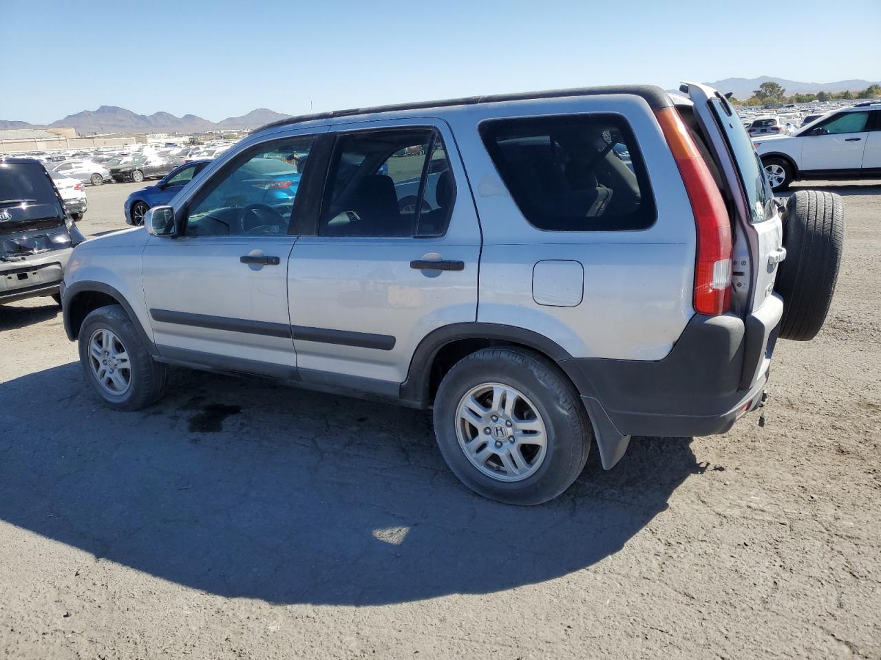 2003 Honda CR-V - Image 2