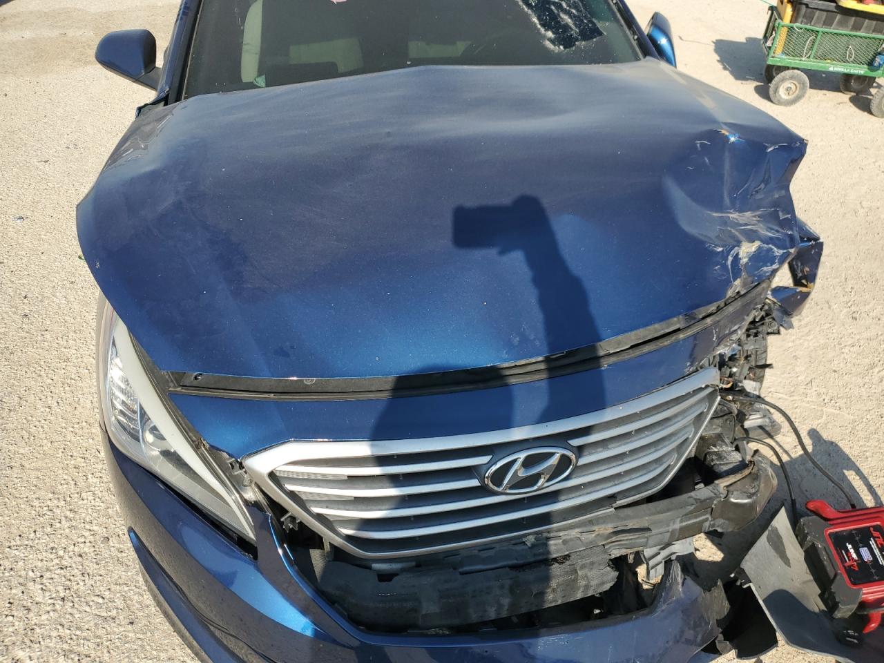 2015 Hyundai Sonata Se VIN: 5NPE24AF7FH041117 Lot: 71849924