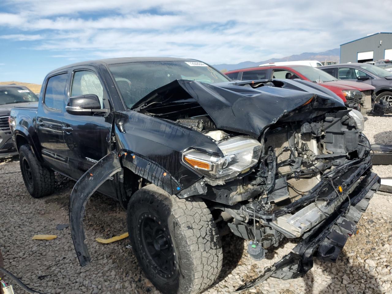 2017 Toyota Tacoma - Image 4