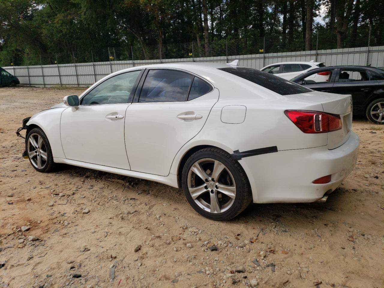 2011 Lexus IS - Image 2
