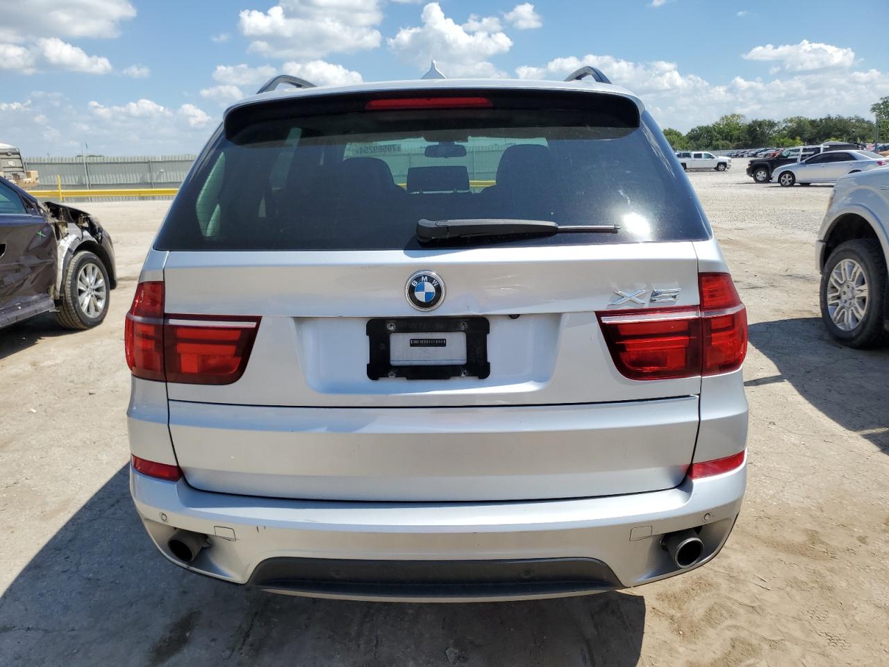 2011 BMW X5 xDrive35I VIN: 5UXZV4C50BL743328 Lot: 70569254