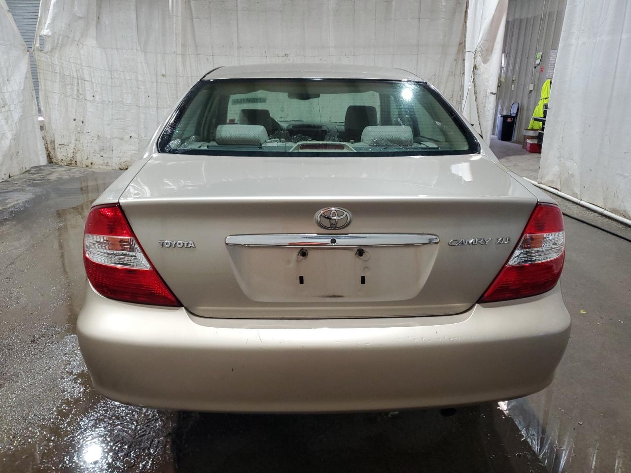 2003 Toyota Camry Le VIN: 4T1BE30K93U232893 Lot: 71204154