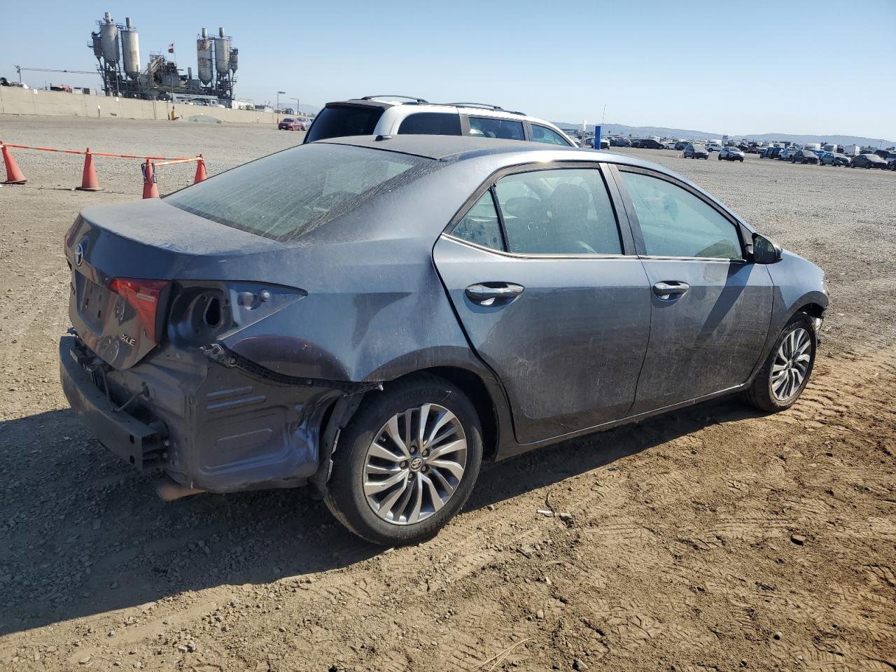 2018 Toyota Corolla L VIN: 5YFBURHE3JP841755 Lot: 70217324