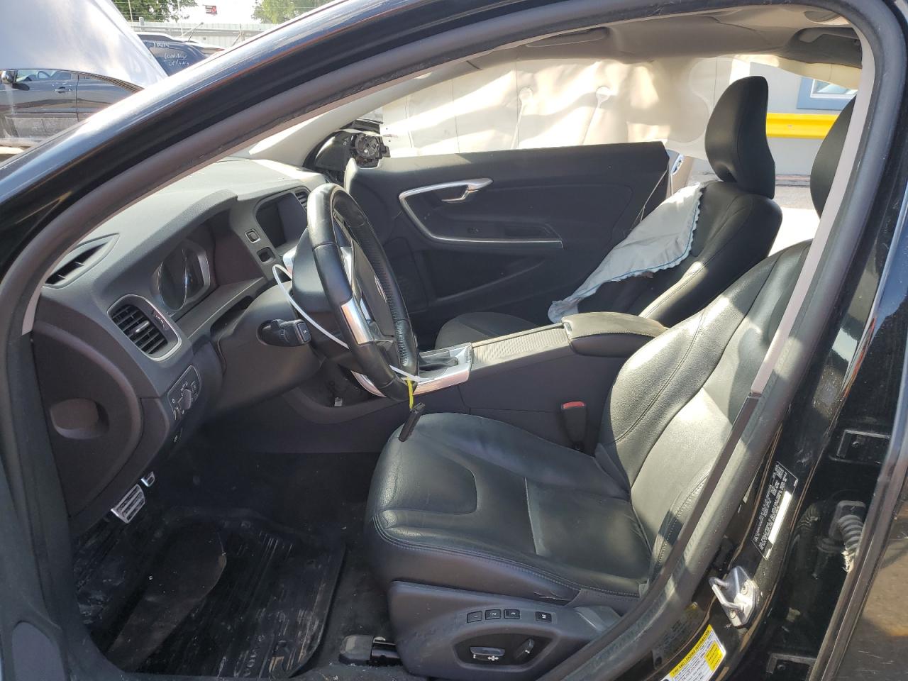 2016 Volvo S60 - Image 7