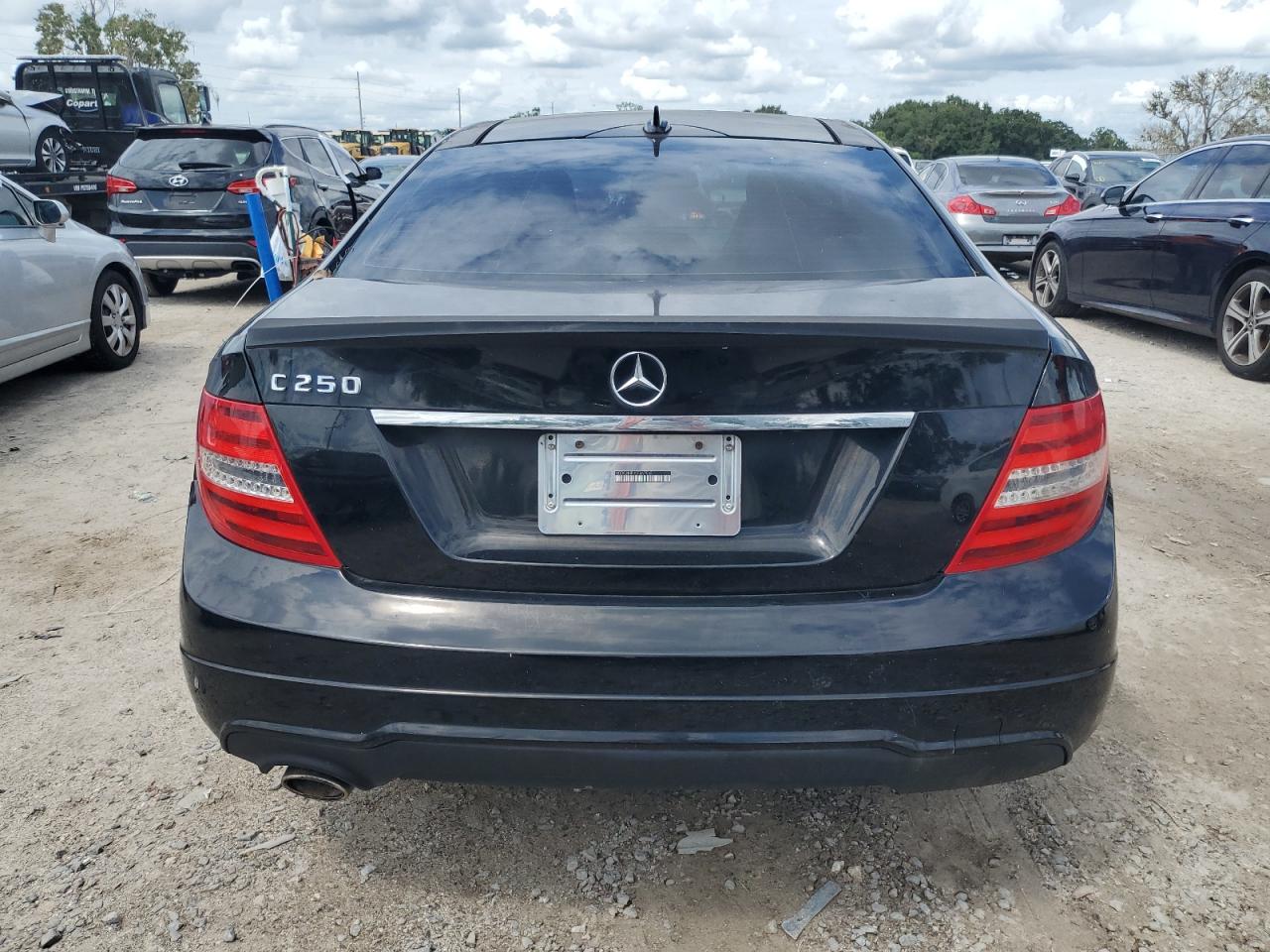 2012 Mercedes-Benz C 250 VIN: WDDGJ4HB1CF847545 Lot: 71121834