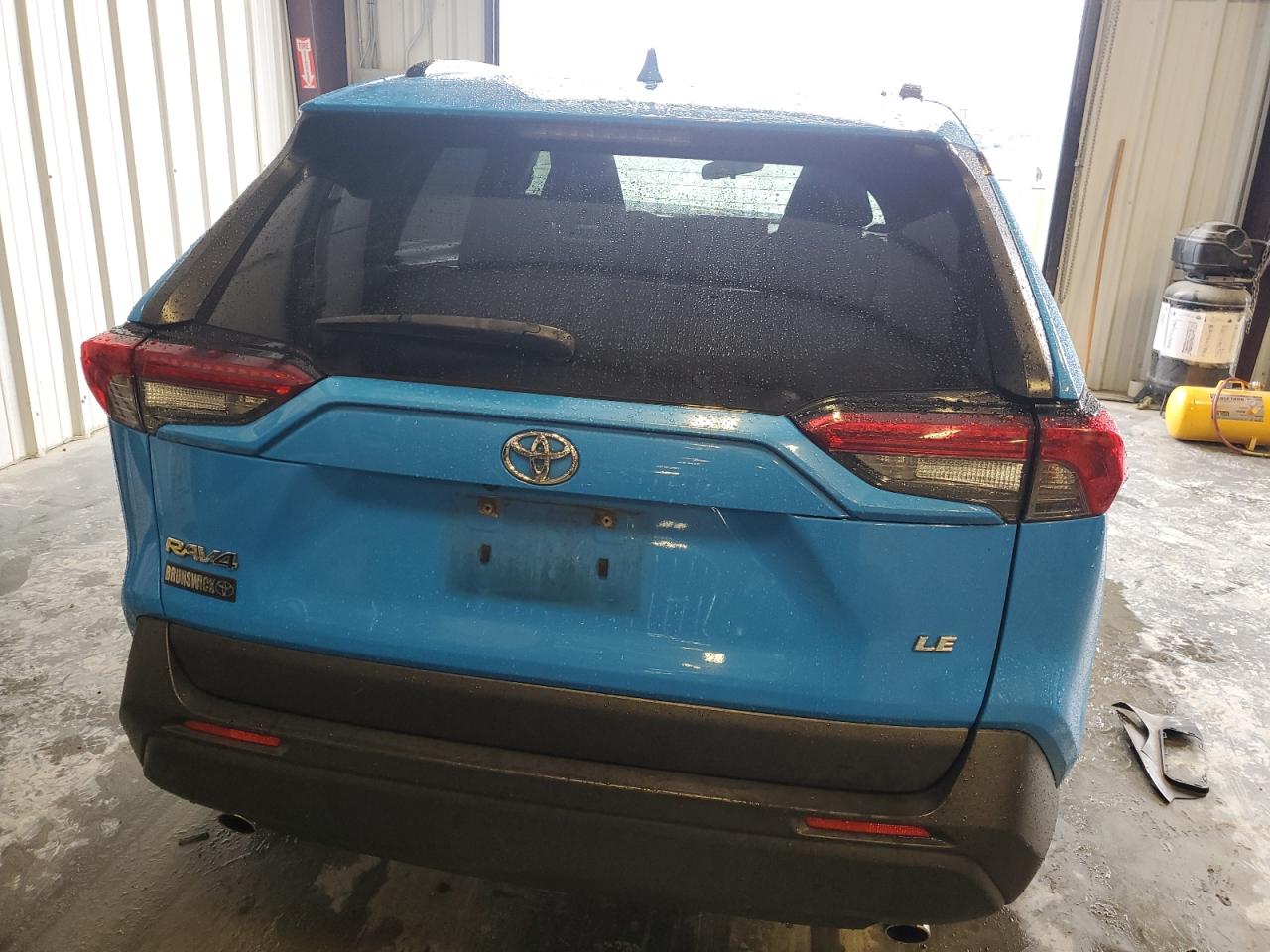 2020 Toyota RAV 4 - Image 6