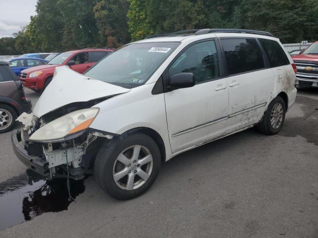 2010 Toyota Sienna Xle