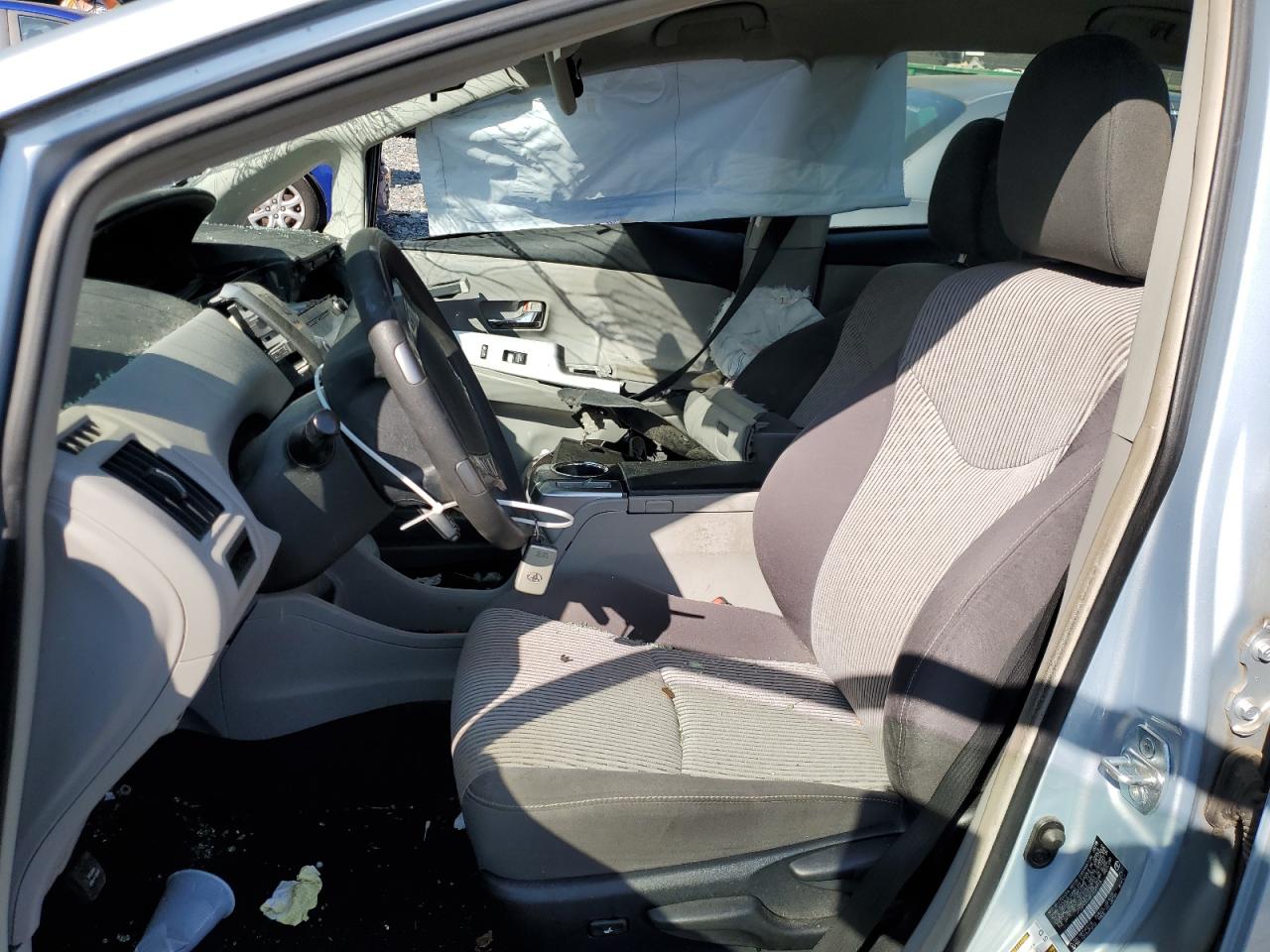 JTDZN3EU6FJ029916 2015 Toyota Prius V
