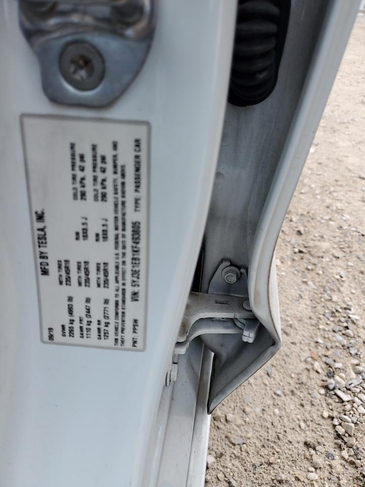 5YJ3E1EB1KF493805 2019 Tesla Model 3