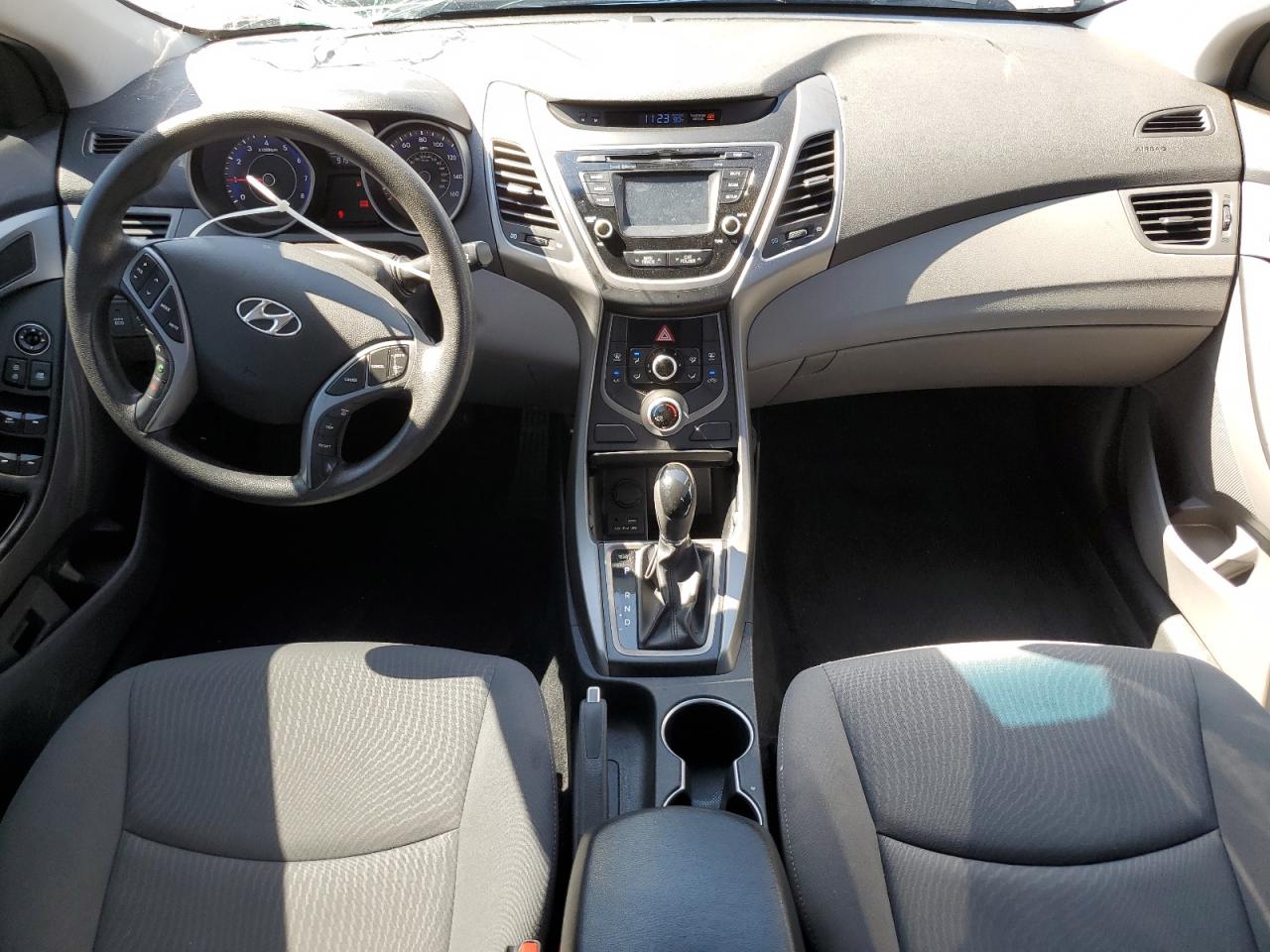 KMHDH4AE2FU357334 2015 Hyundai Elantra Se