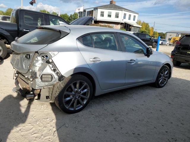  MAZDA 3 2018 Серый