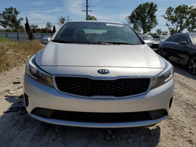  KIA FORTE 2017 Серебристый