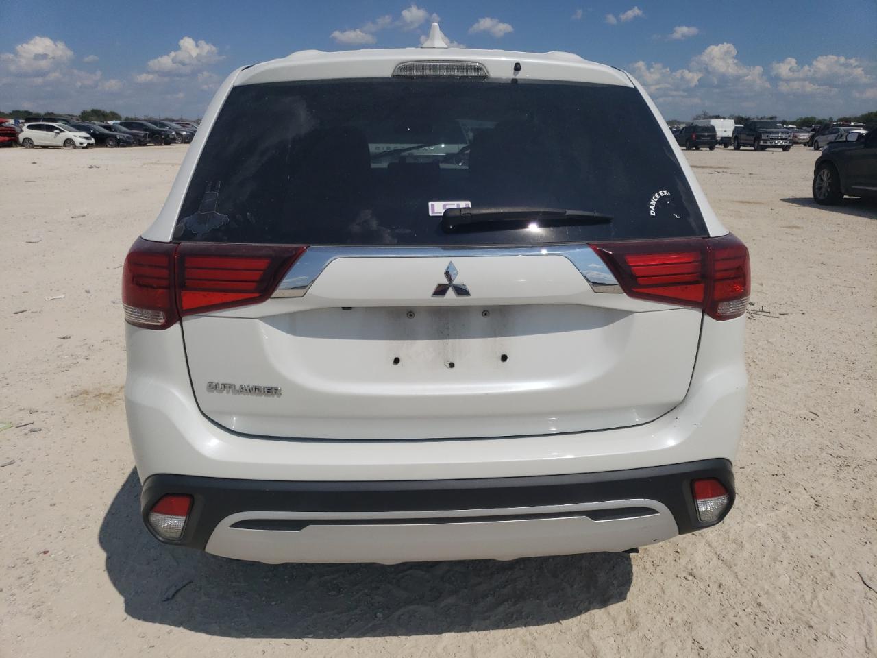 JA4AD2A34LZ048673 2020 Mitsubishi Outlander Es