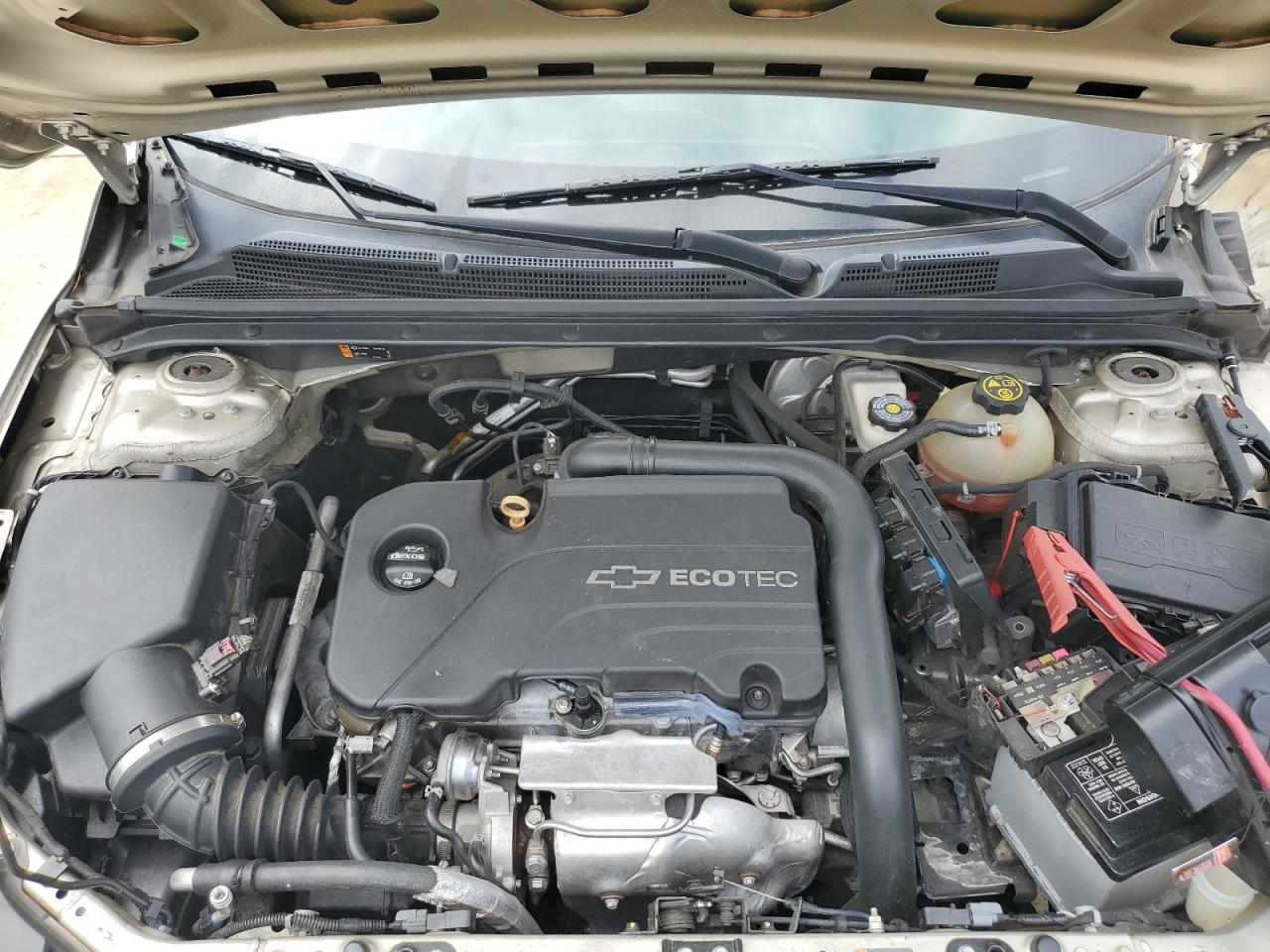 2016 Chevrolet Malibu - Image 11