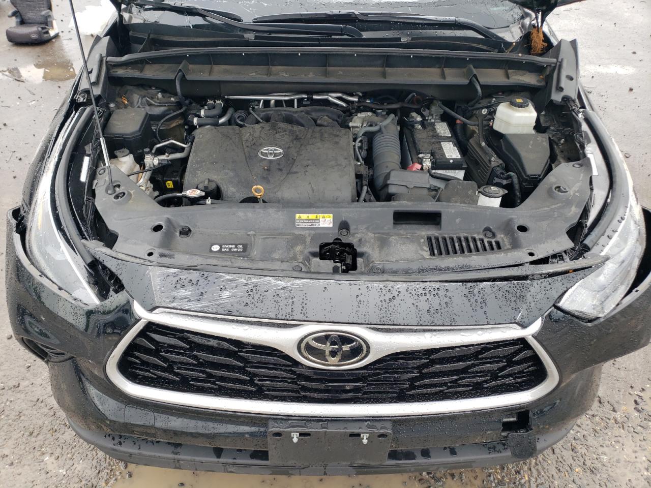 5TDGZRBH6MS554612 2021 Toyota Highlander Xle