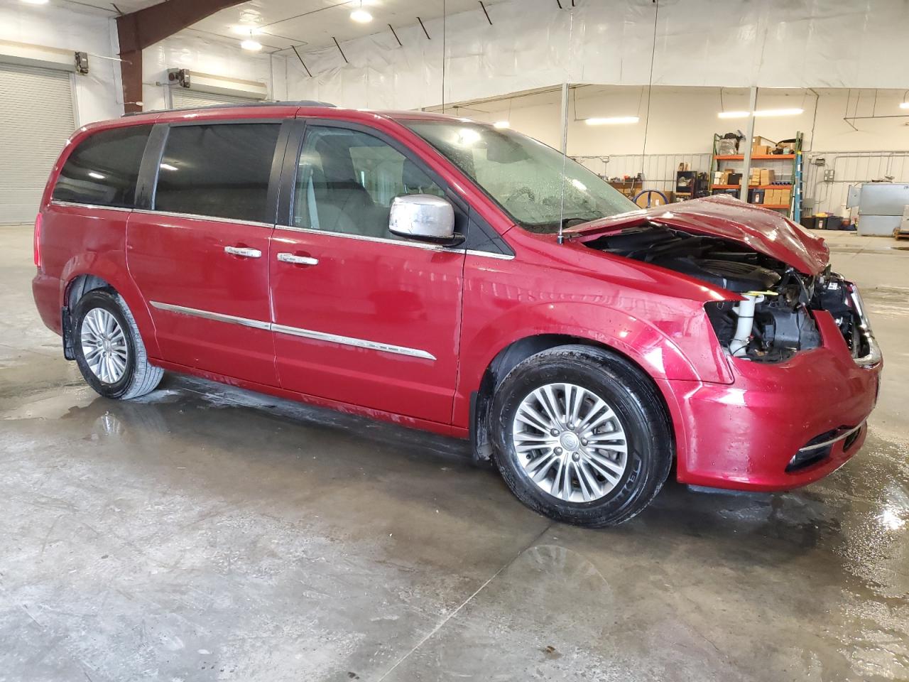 2014 Chrysler Town & Country Touring L VIN: 2C4RC1CG3ER460439 Lot: 71662854