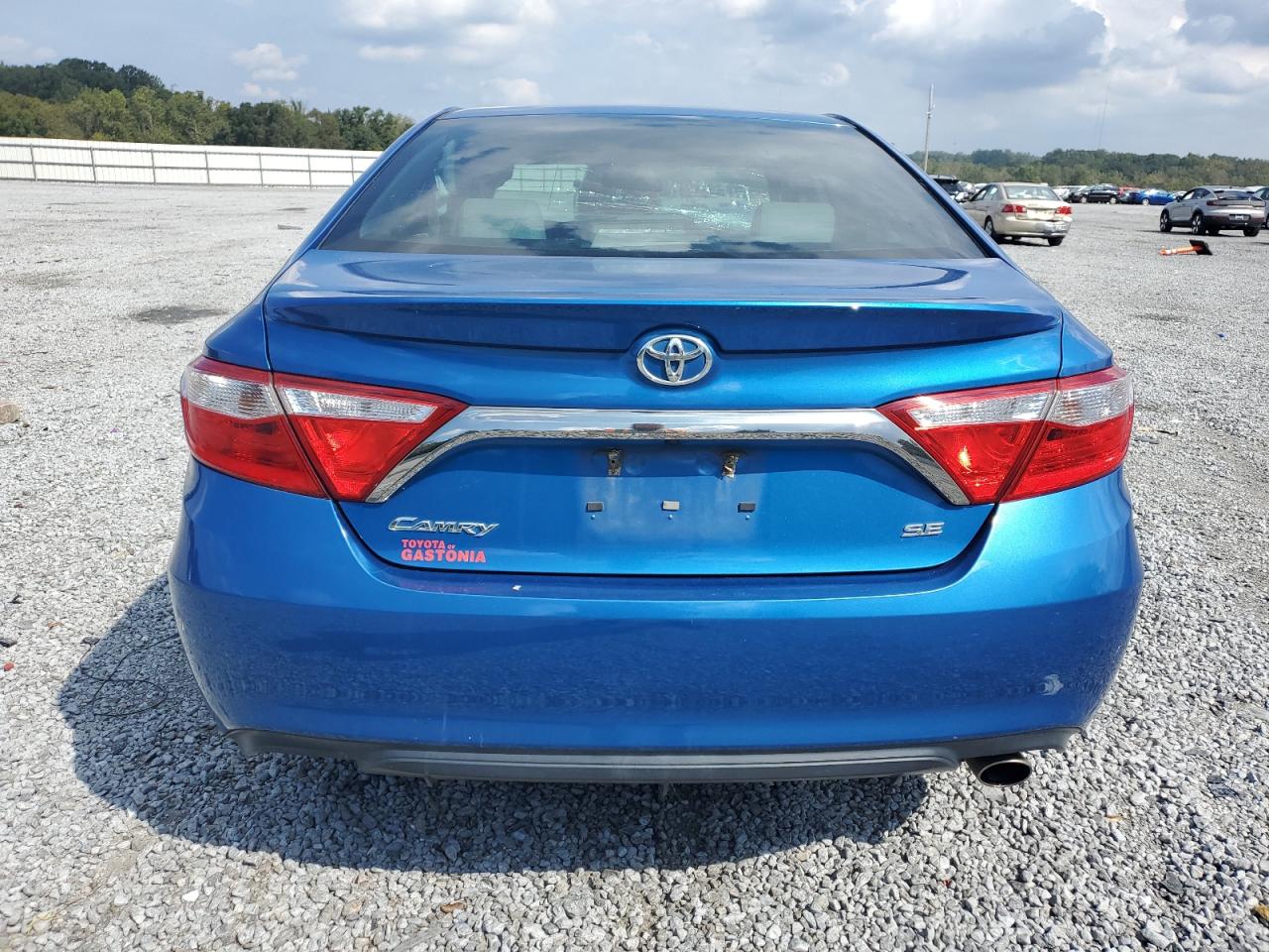 4T1BF1FK8HU653438 2017 Toyota Camry Le