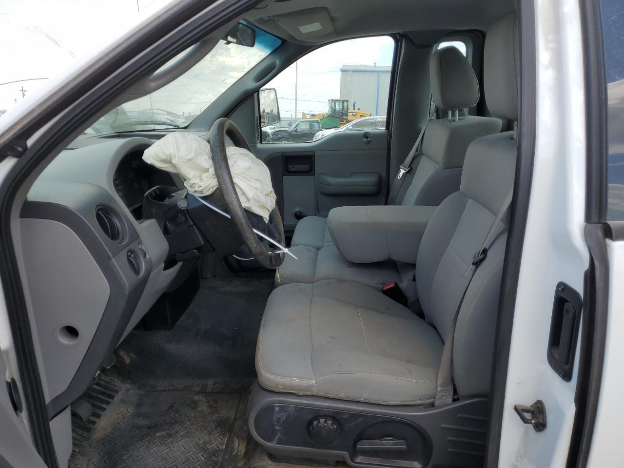 1FTRF12WX6KB91002 2006 Ford F150 1FTRF12WX6KB91002 2006 Ford F150