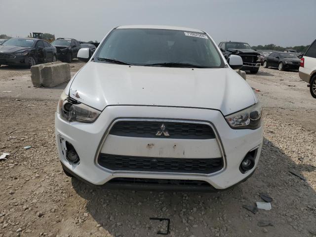  MITSUBISHI OUTLANDER 2015 Белый