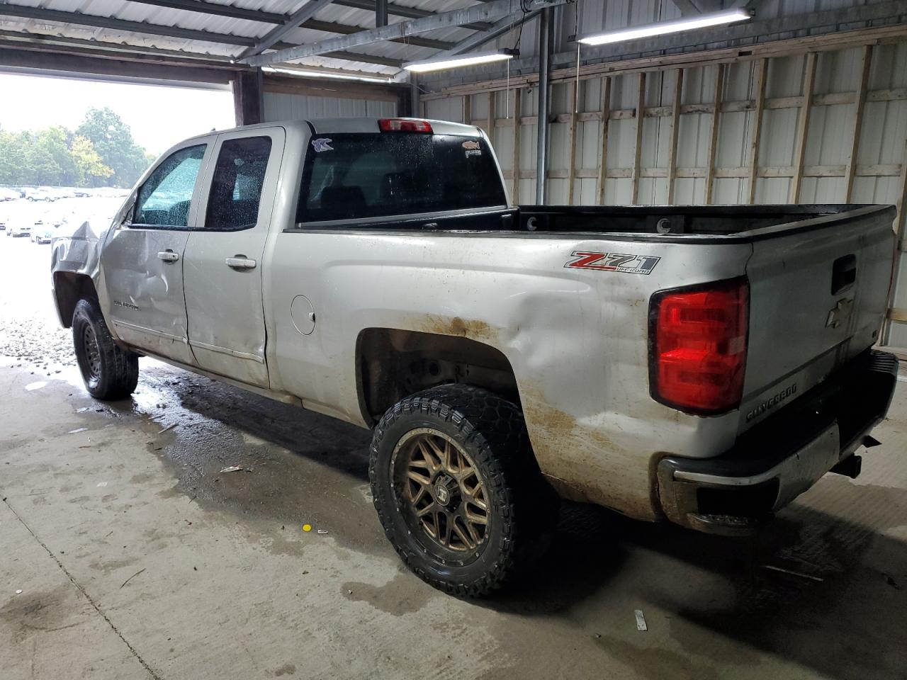 2017 Chevrolet Silverado - Image 2