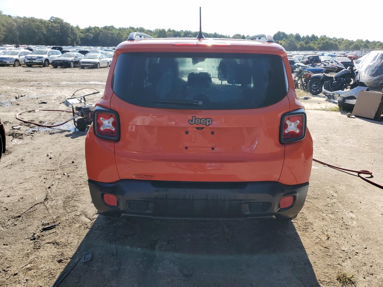 2016 Jeep Renegade Latitude VIN: ZACCJABT2GPC70617 Lot: 70627644