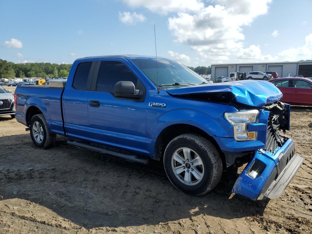 2015 Ford F-150 - Image 4