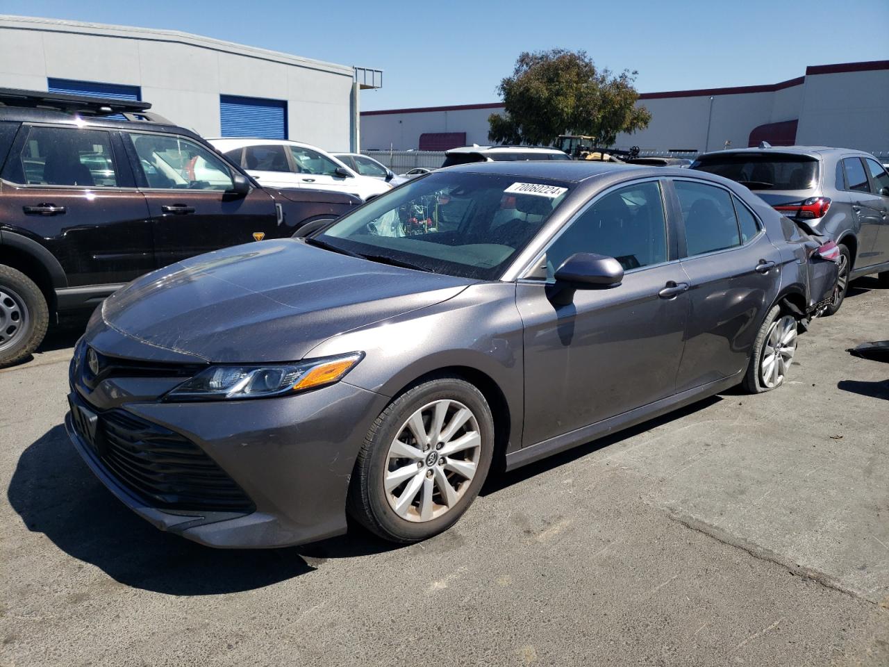 4T1B11HK7JU620173 2018 TOYOTA CAMRY - Image 1