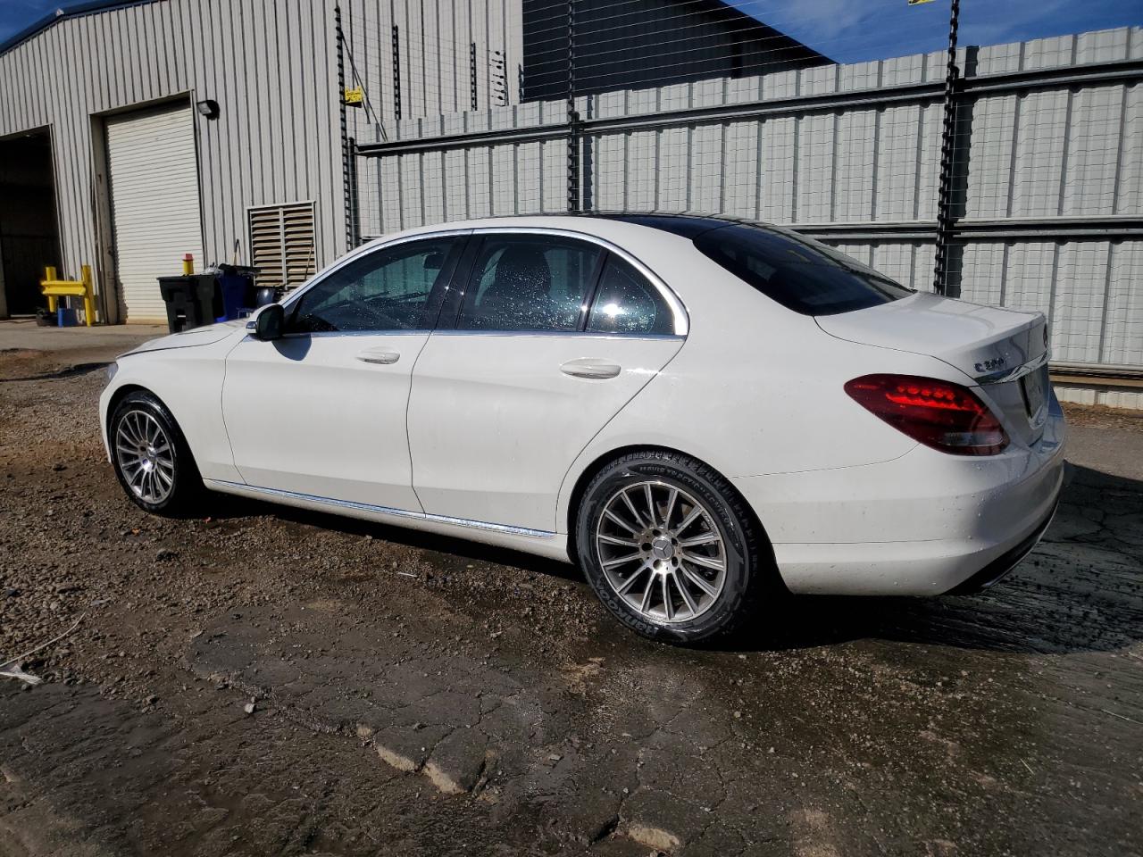 2016 Mercedes-Benz C 300 VIN: 55SWF4JB0GU174340 Lot: 69565444