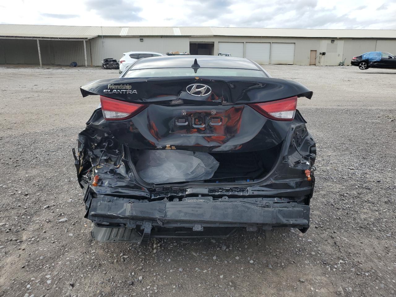 KMHDH4AE8FU342272 2015 Hyundai Elantra Se